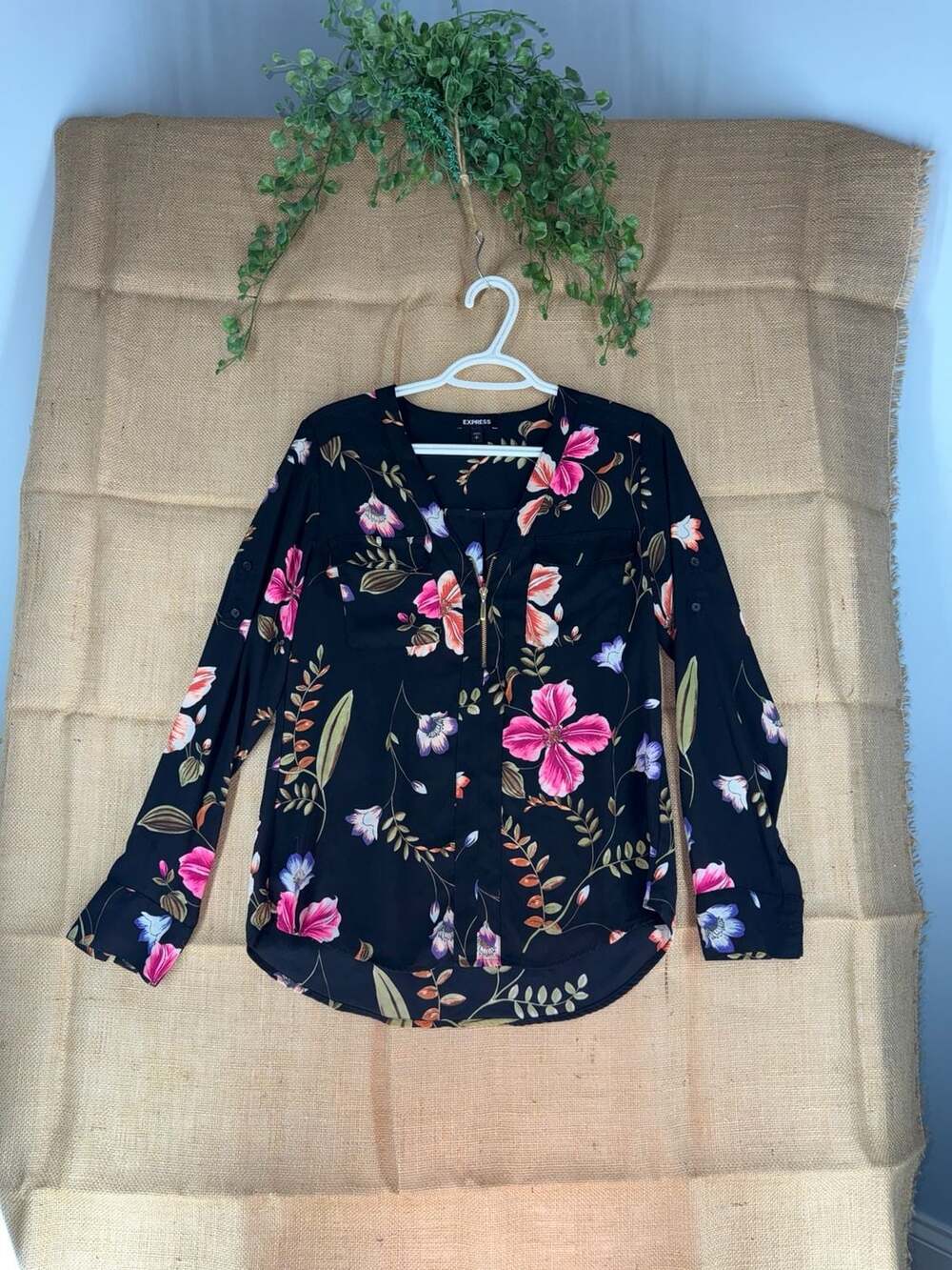 Express Black Floral Portofino Zip Front Roll-Tab Sleeve Blouse